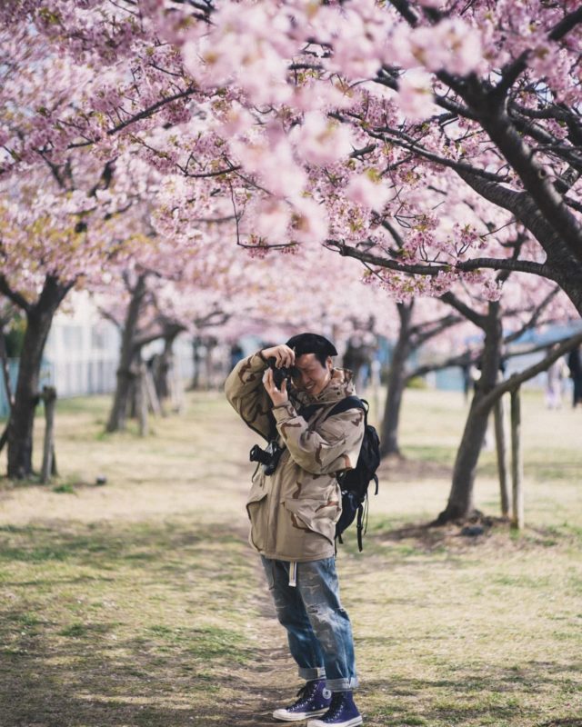 Cherry blossom *
*
今年に入ってから普通じゃ考えられない出来事ばかり起きる。
自分は周りの人よりも特にコロナの影響を受けてしまったので本当に生きていくのが大変だった。
しかし、生きてさえいればチャンスはあるし、今もそのチャンスに出会えてる。
人に騙されやすいけど、人には恵まれてるから凸凹な人生。
好きに生きてきた人生だし、
今日は親に感謝します。

生んでくれてありがとう。
*
*
Location #tokyo 
Photo by @hakuchuu1882 *
こういちくんに撮ってもらった写真、気に入ってるから桜終わったのに載せます。いつもありがとう！！