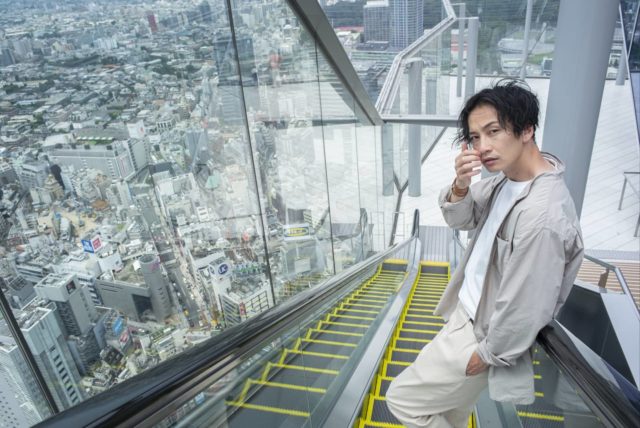 #shibuyasky 
*
*
れんじさん誕生日おめでとうございます！！
皆さんれんじさんをフォローしてくださいね！！
鬼かっこいい大好きな人です！！
また撮影、ご飯でもいきましょ！！
*
*
Model @renji.1011 
Location @shibuya_sky 
*
*
#instagramjapan
#japan_of_insta
#art_of_japan_
#cools_japan
#ig_phos
#bestjapanpics
#kf_gallery 
#igersjp
#jp_gallery
#team_jp_
#photo_jpn 
#ptk_japan　
#wp_japan
#jp_mood
#whim_life
#whim_fluffy
#icu_japan
#tokyocameraclub
#good_portraits_world 
#lovers_nippon_portrait