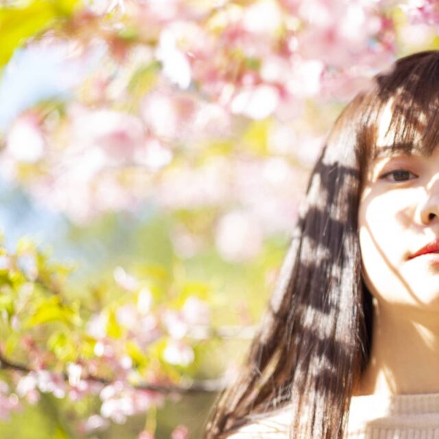桜
*
*
2020年春です。
今年も桜と撮りたかったすけど
今年は本当に今まで生きてきた中でも一番大変でめちゃくちゃしんどい毎日、でもずーっと前から一番やりたかったことをやらせてもらえてるので、やりがいを感じてる日々です。やりたい事を口に出すのって大事だね。
夏に帰ったらみんなに会いに行くね、こんなご時世だけどピースに生きよう。
*
*
Location #東京 
Model @noa_yamauchi_official 
*
のあちゃんありがとーー！！